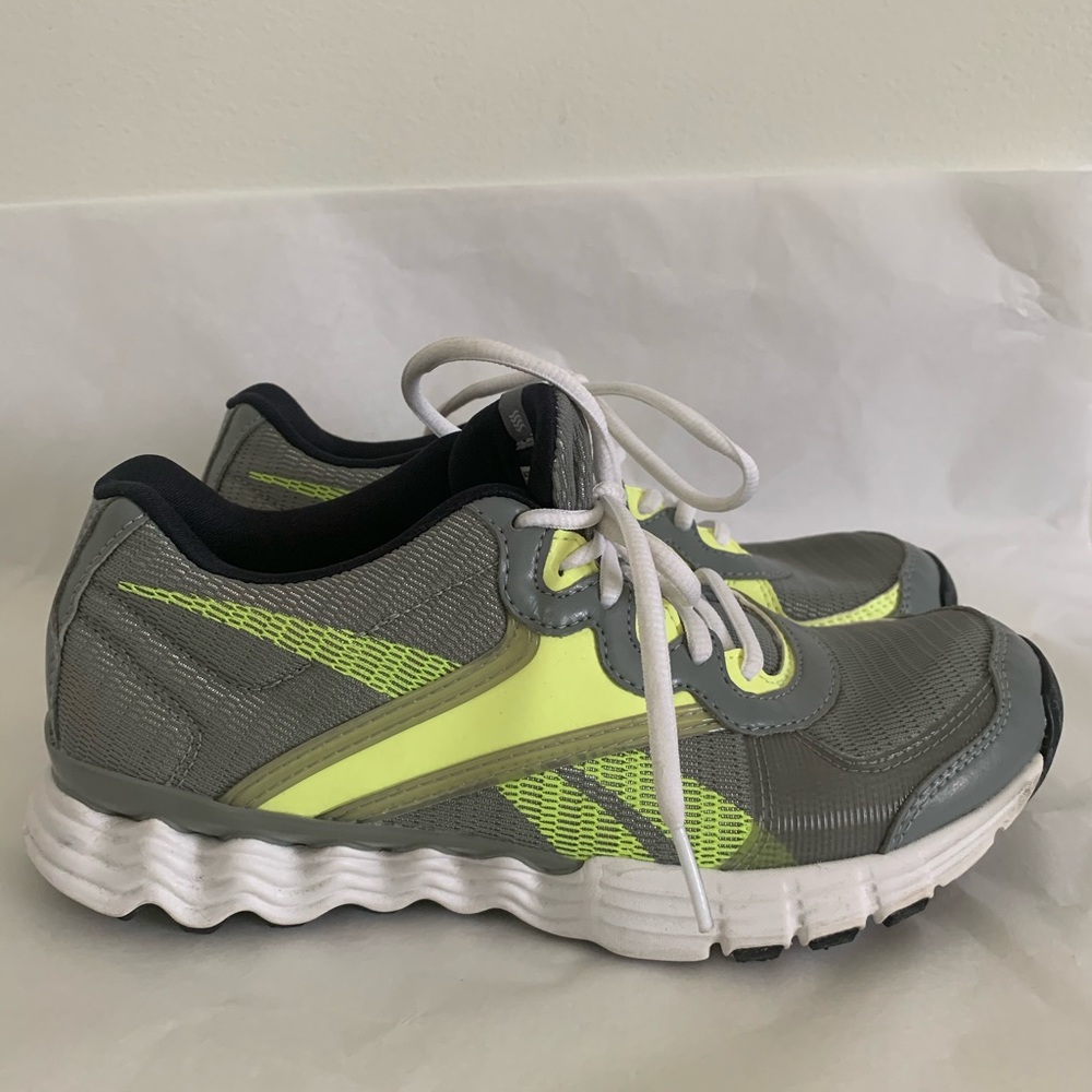 Reebok | athletic shoe